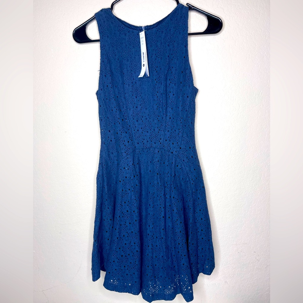 aqua bloomingdales nwt navy blue crotchet Size xs party cocktail Dress